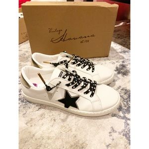 New Vintage Havana Betsy Black Star Sneakers